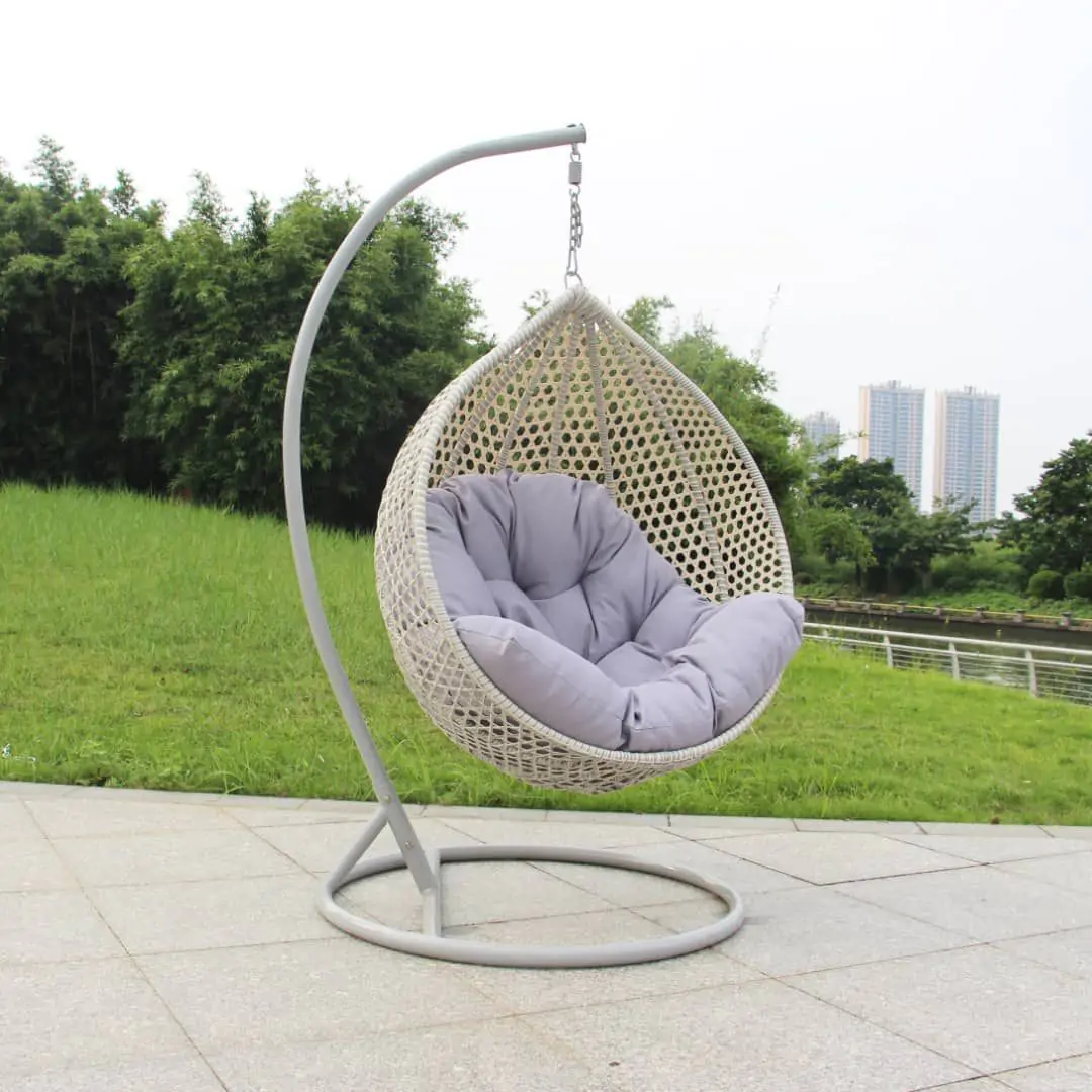 Pedestal Swing Chair cream Wicker Modern Outdoor Garden Seating - UK