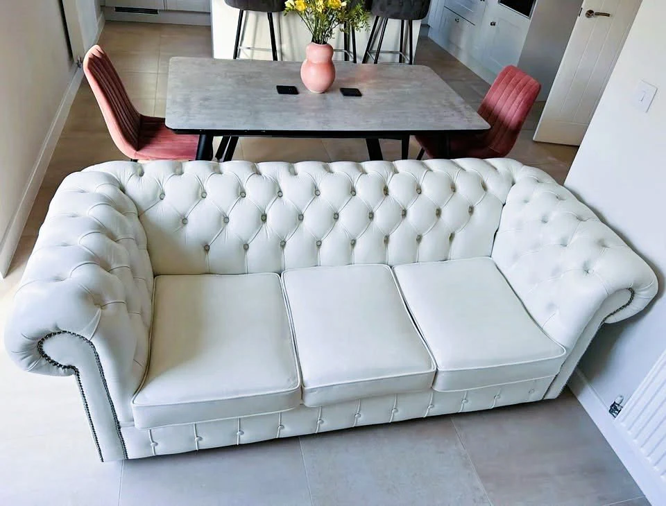 London-Sofa-3-seater-Chesterfield-White-Luxue-Color