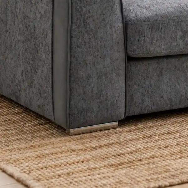 CF Nova Sofa LEGS DETAILS
